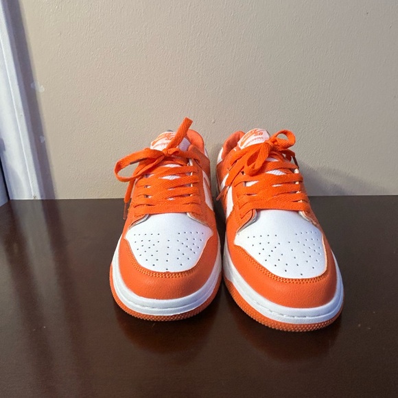 Nike Dunks - Picture 2 of 5
